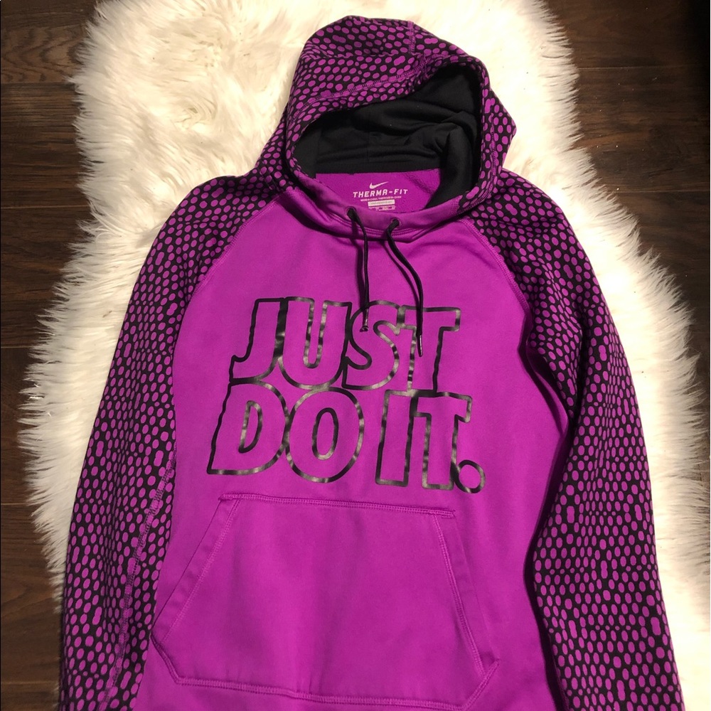 Nike Women’s Therma-Fit Hoodie